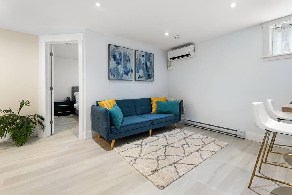 Beautiful 1 Bedroom Apartment - Private Entrance Moncton Dış mekan fotoğraf